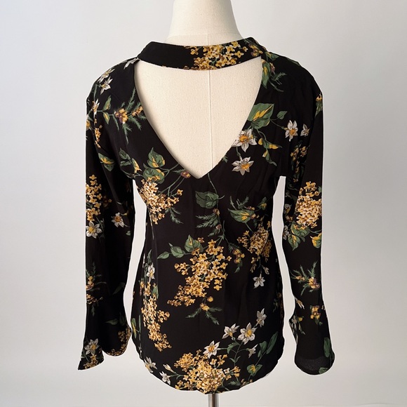 Elli White blouse with beautiful design (discounted shipping!) - Picture 3 of 3